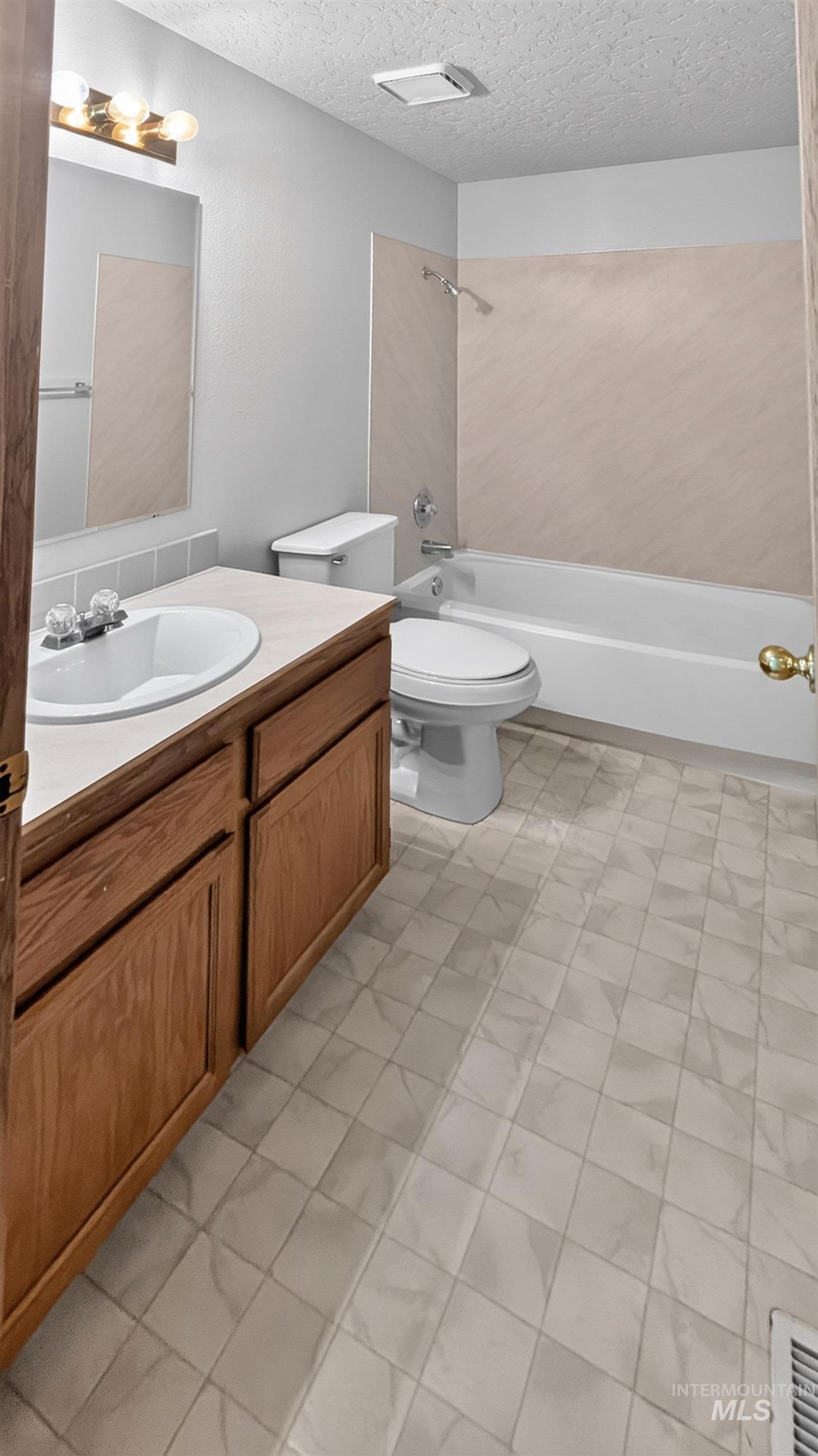 3698 S Peoria Way Property Photo 14