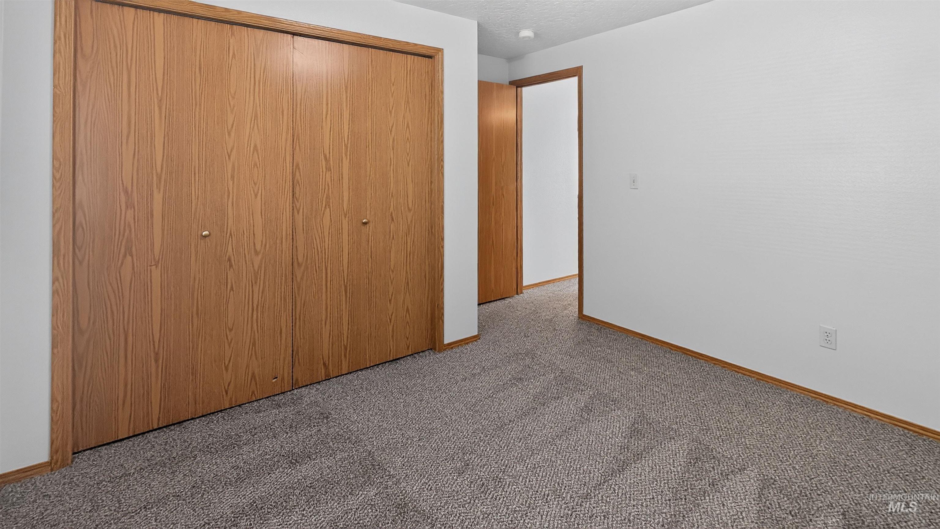 3698 S Peoria Way Property Photo 15