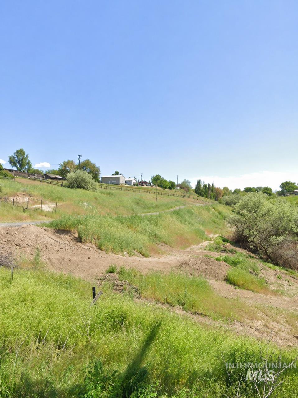 3723 10th Street Property Photo 8