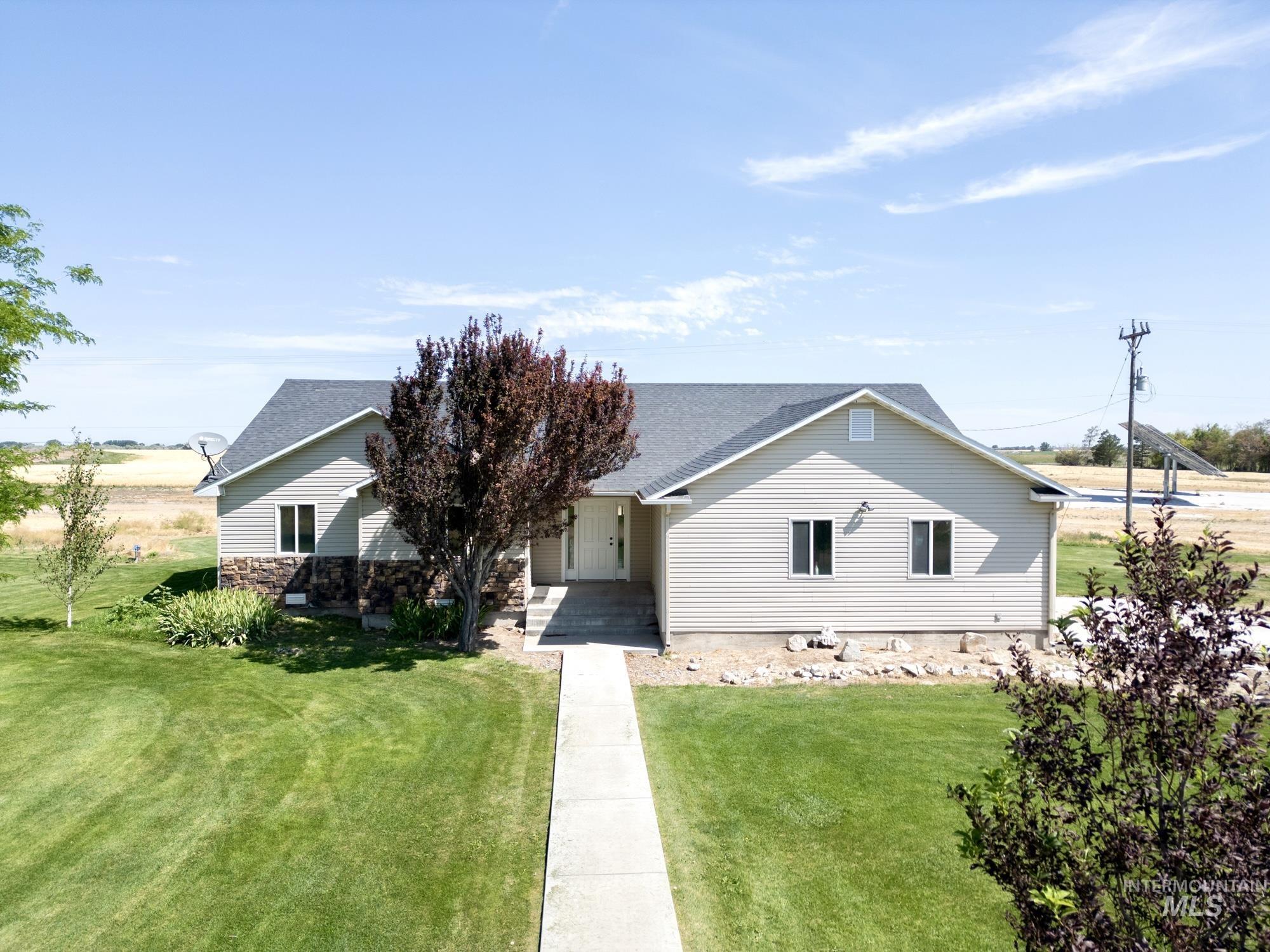 1240 E 600 N Property Photo 1