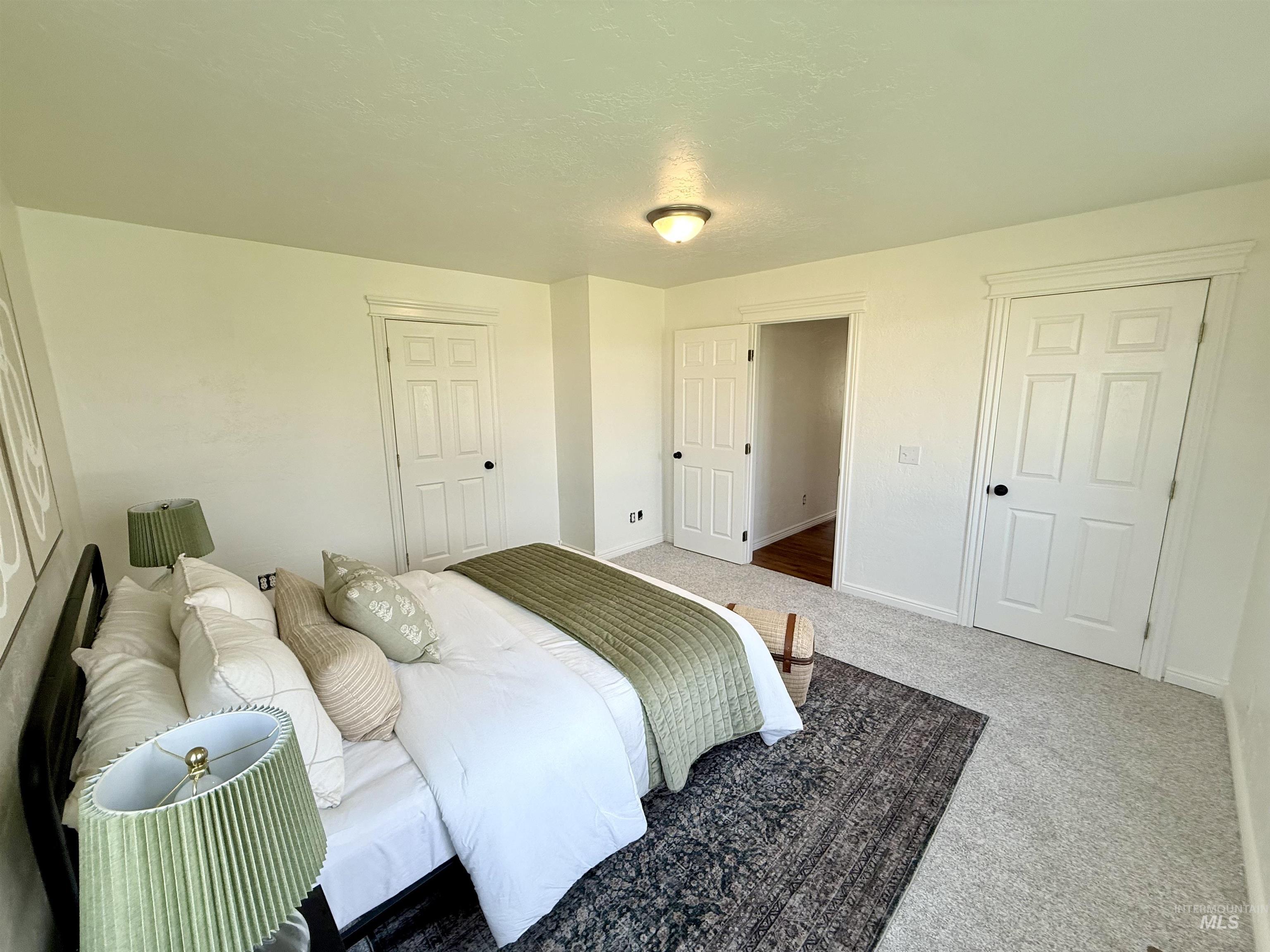1240 E 600 N Property Photo 12