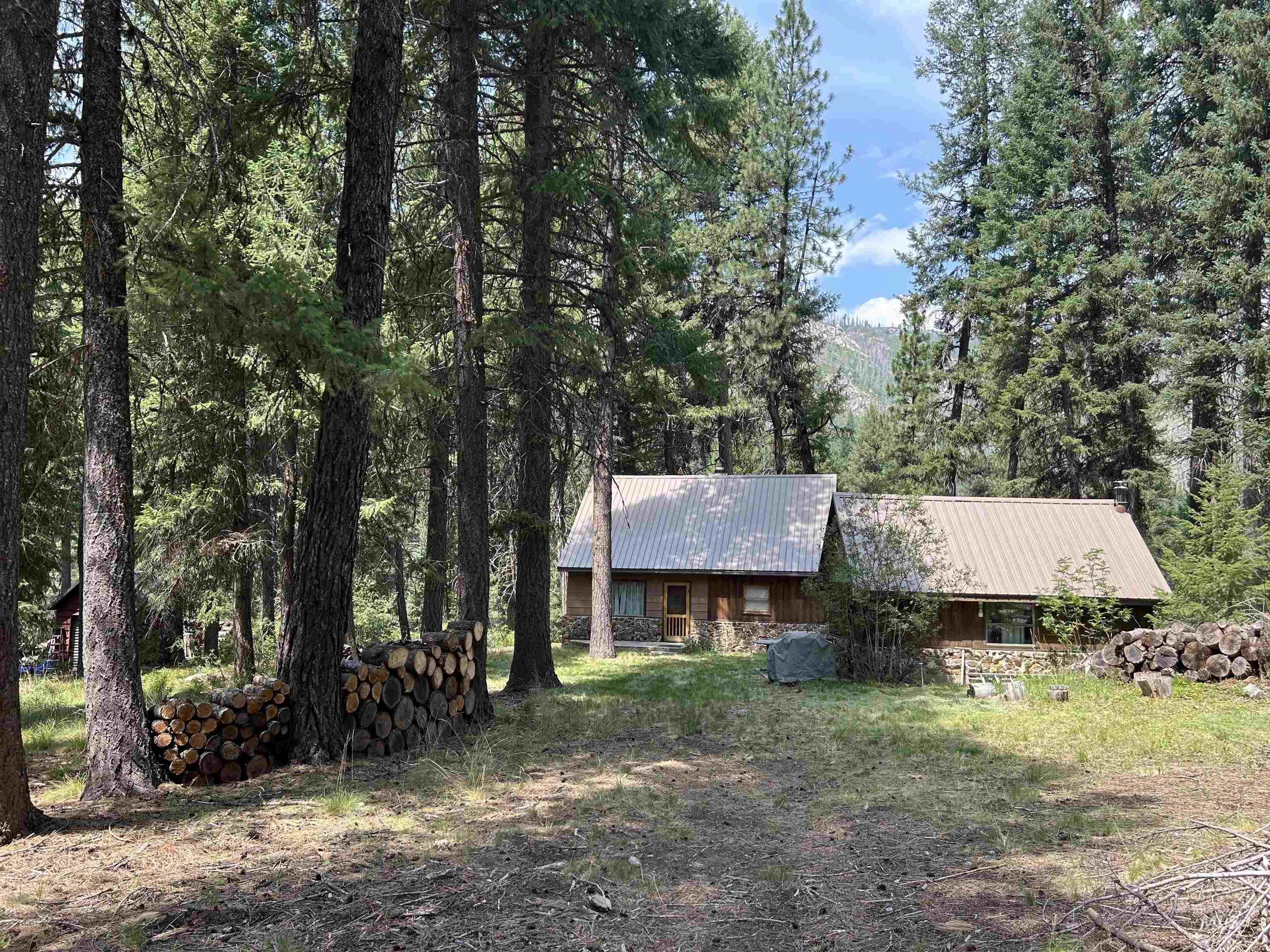 44 Long Creek Rd Property Photo 1