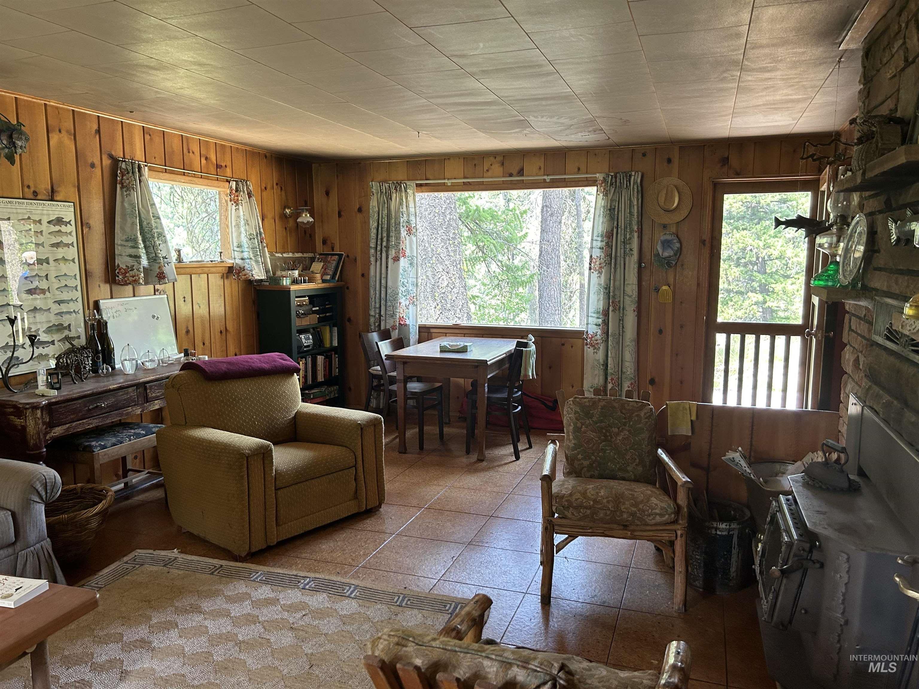 44 Long Creek Rd Property Photo 8