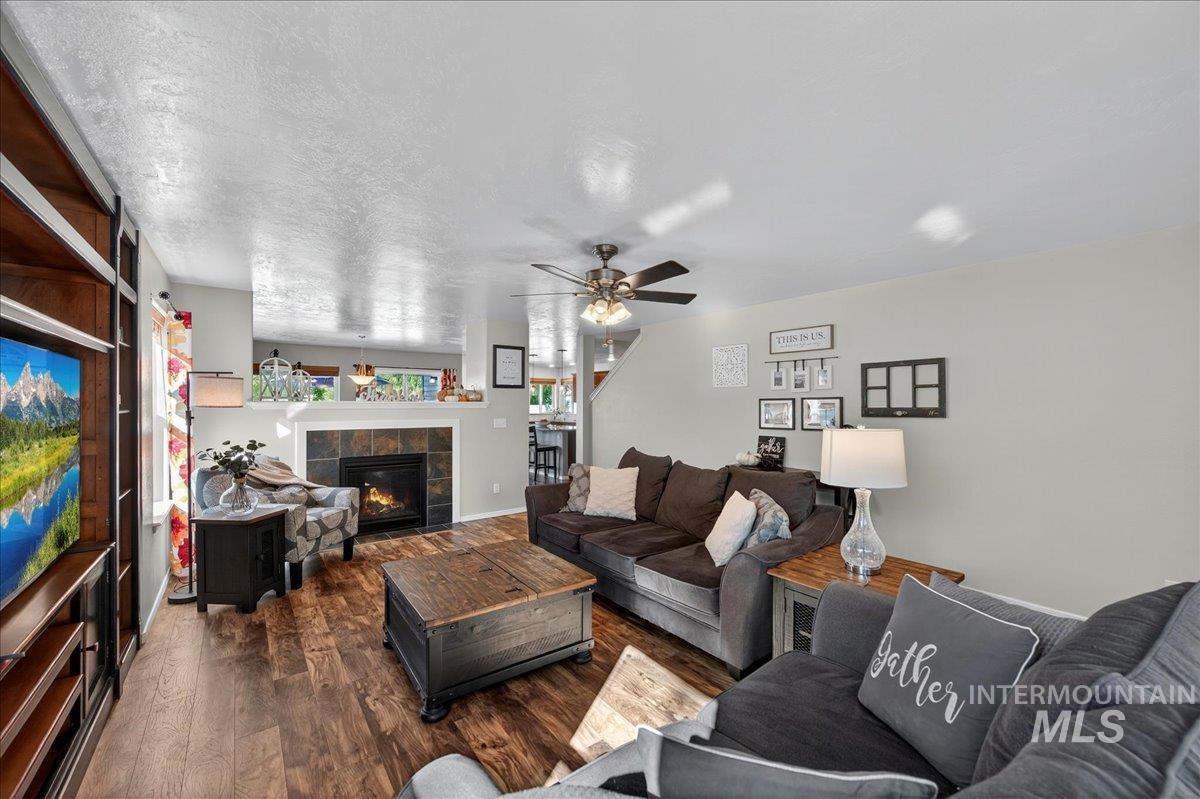 6287 Silver Elm Way Property Photo 7