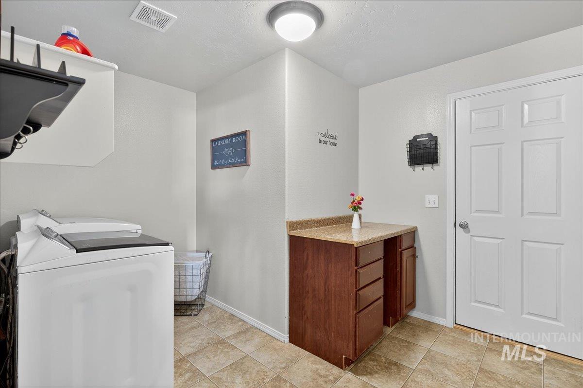 6287 Silver Elm Way Property Photo 28