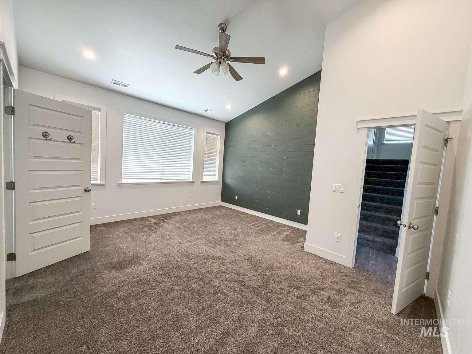 2085 E 900 S Property Photo 6