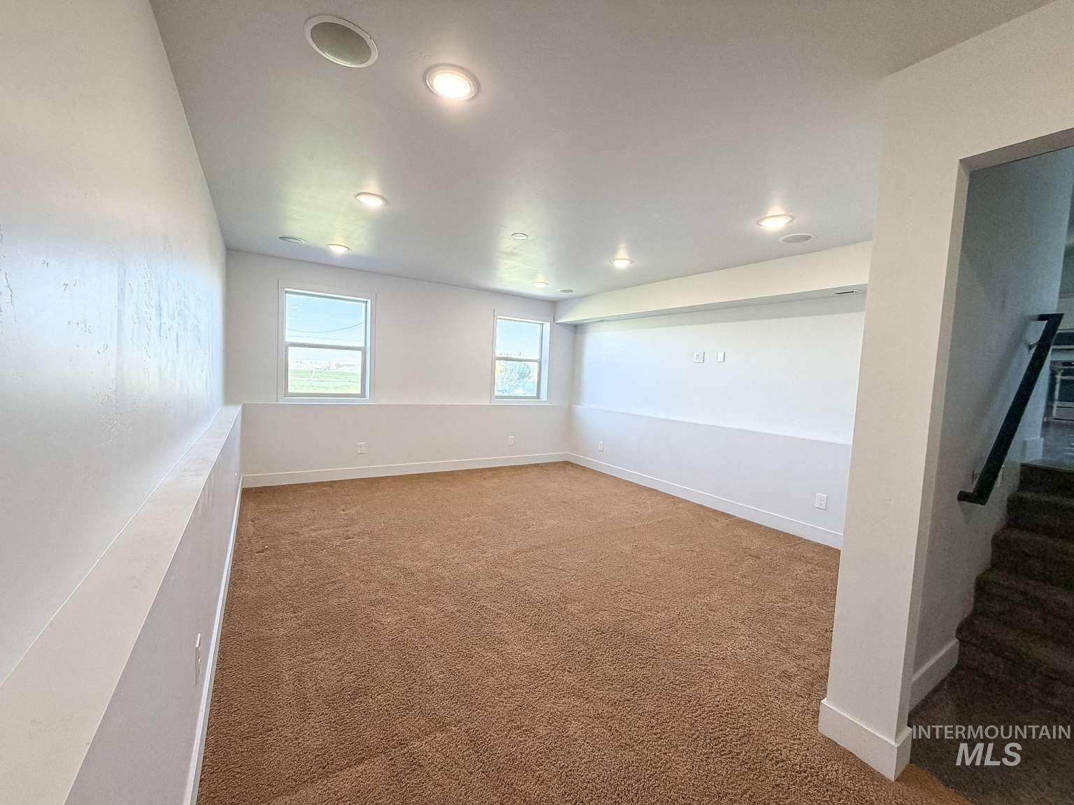2085 E 900 S Property Photo 26