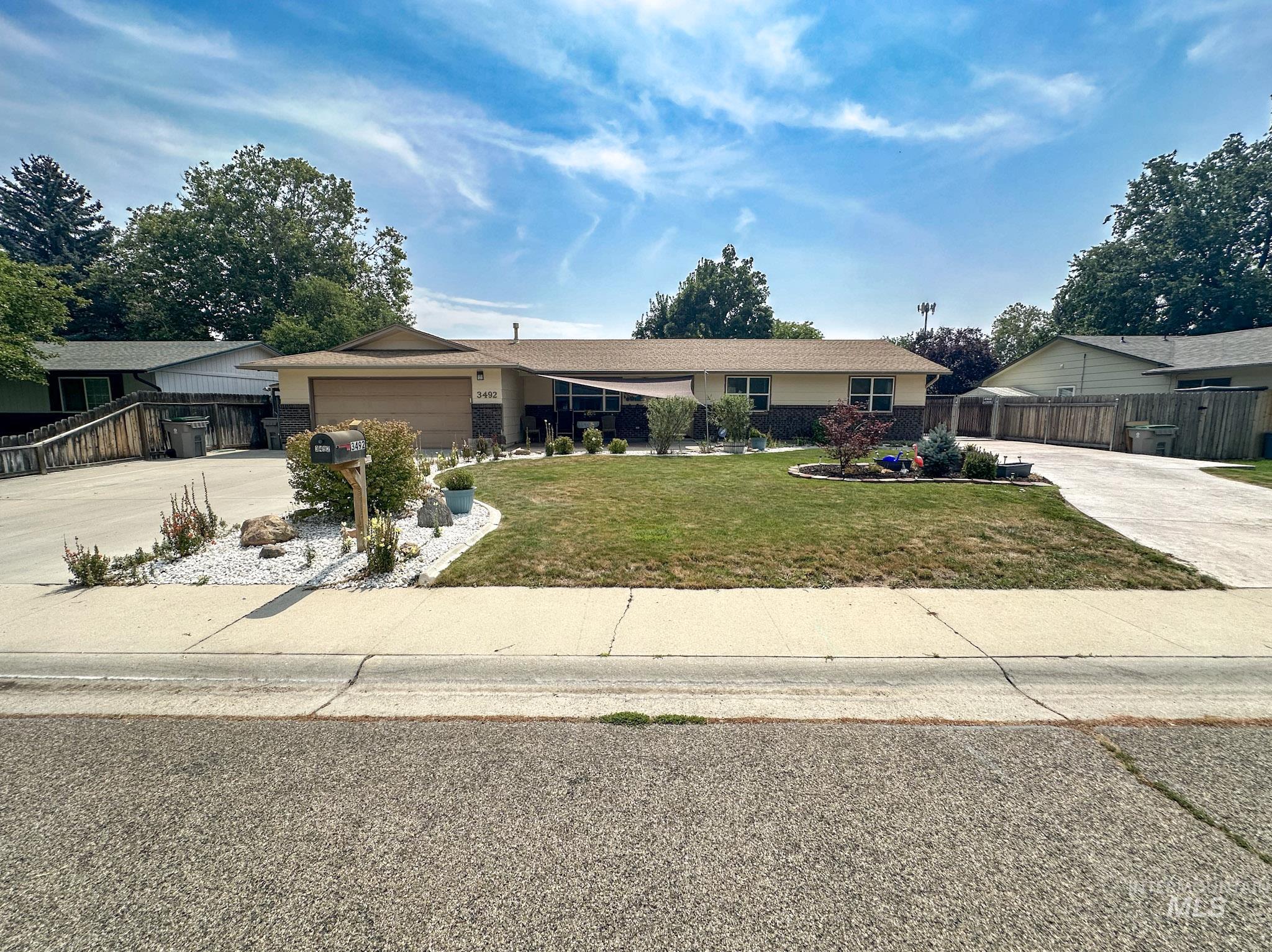 3492 N Frontier Property Photo 1