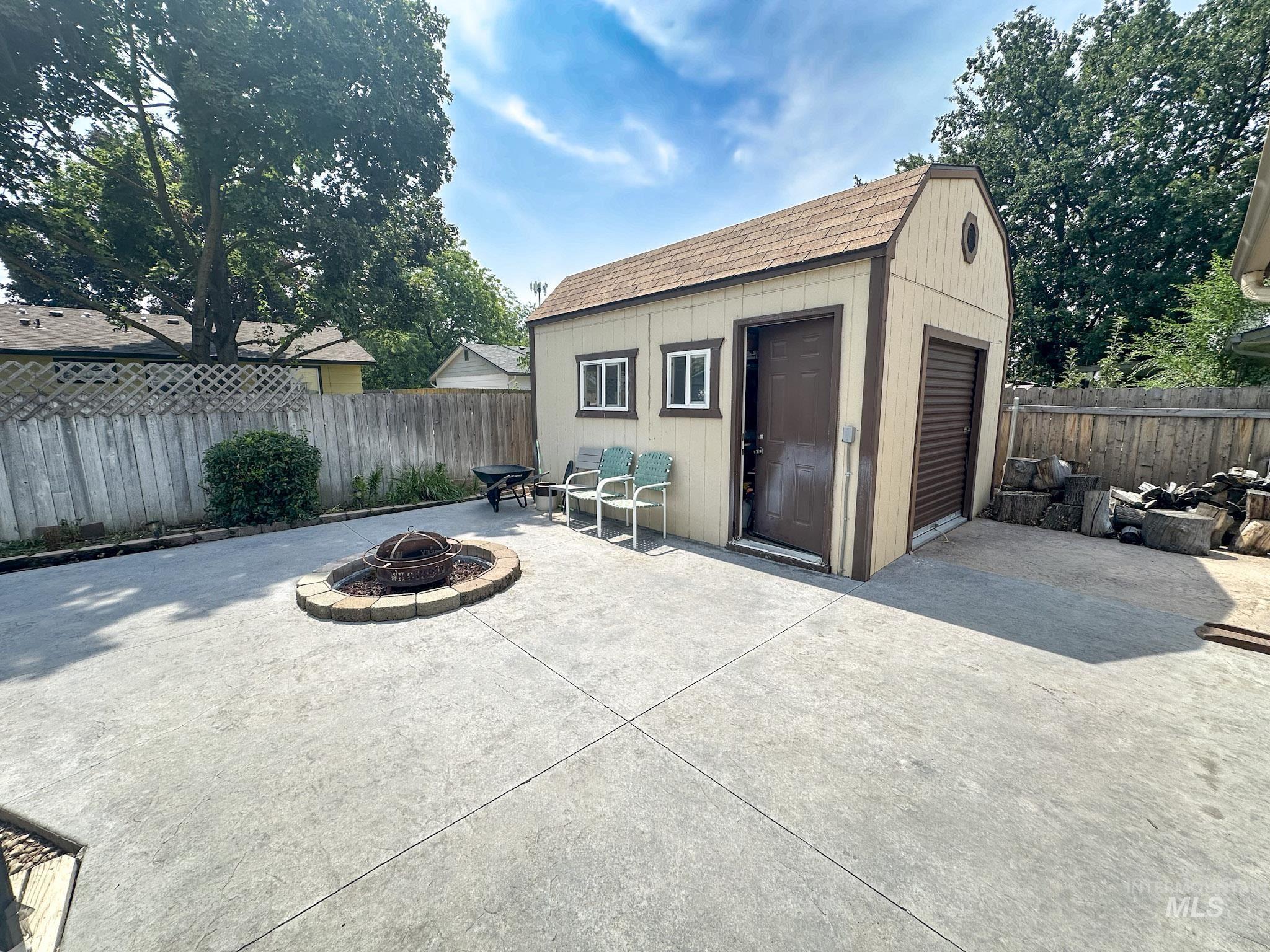 3492 N Frontier Property Photo 27