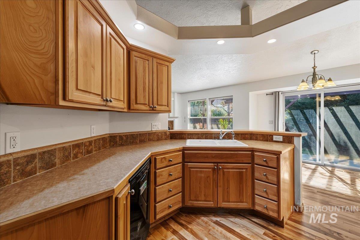 3901 N Price Way Property Photo 10