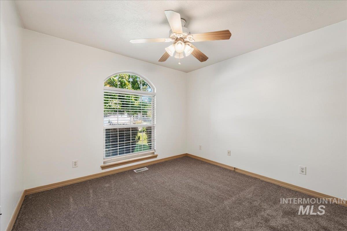 3901 N Price Way Property Photo 21