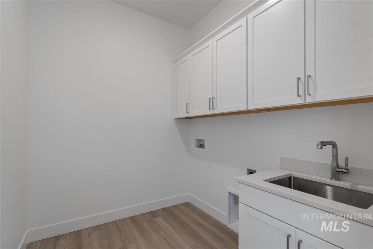 3611 S Anise Ave Property Photo 16
