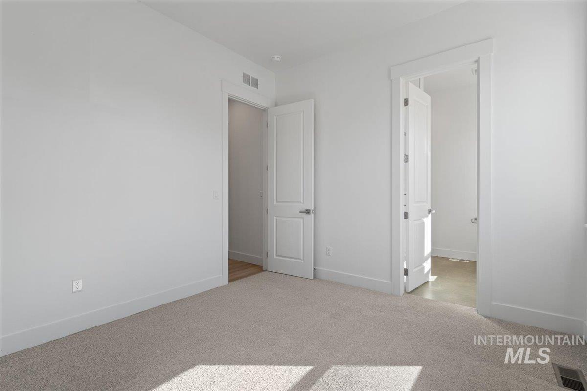 3611 S Anise Ave Property Photo 17
