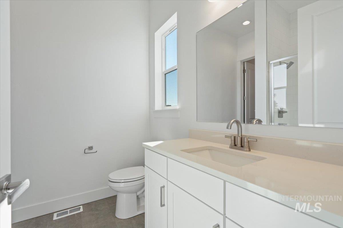 3611 S Anise Ave Property Photo 18