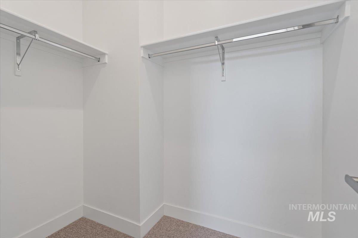 3611 S Anise Ave Property Photo 21