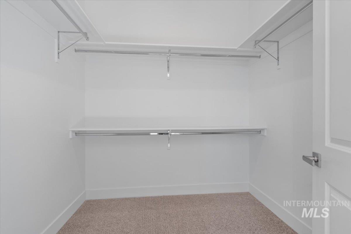 3611 S Anise Ave Property Photo 22