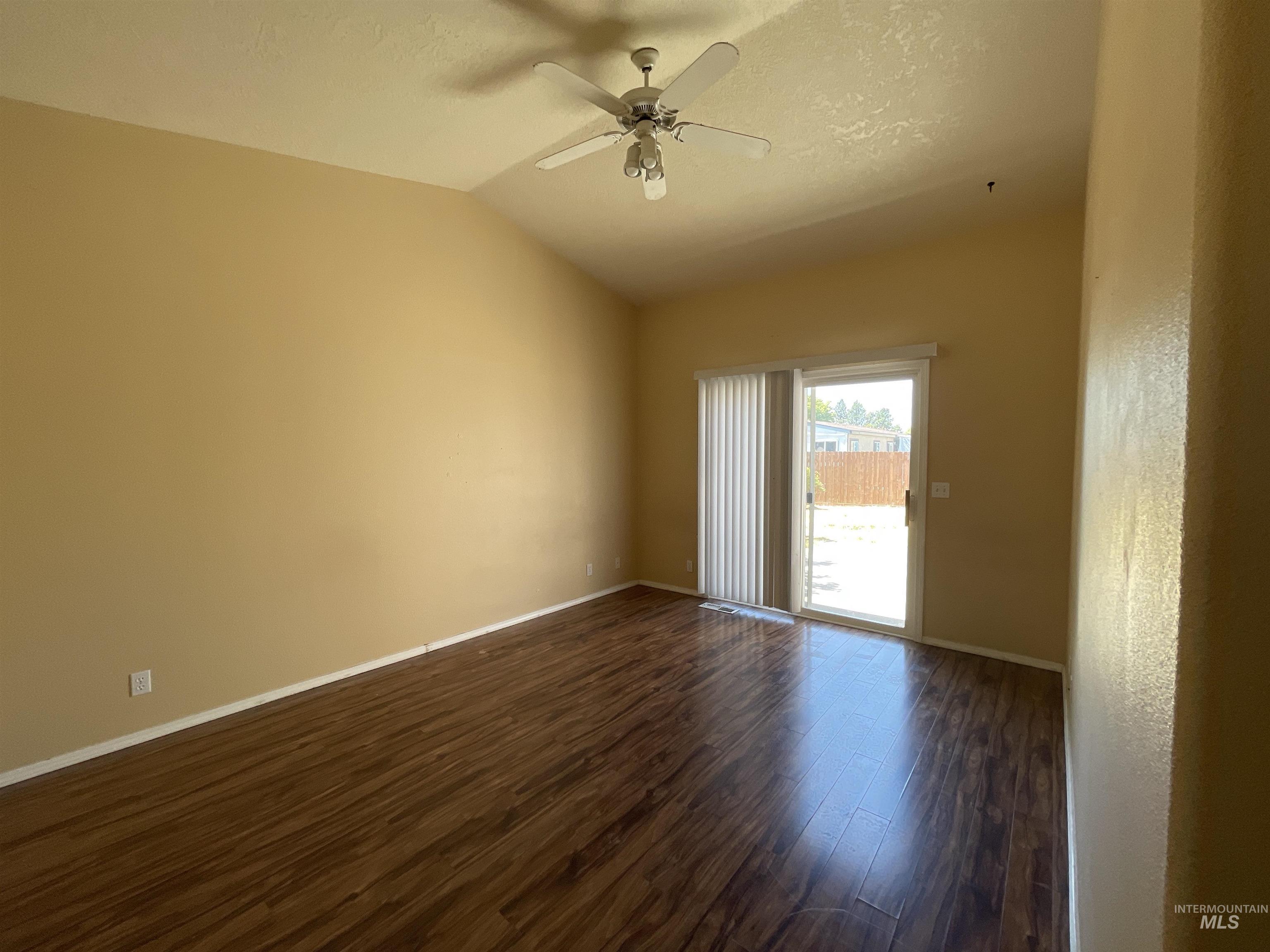 1285 N Aster Pl Property Photo 8