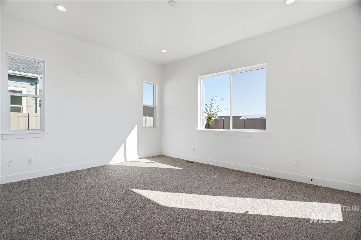 3779 S Anise Ave Property Photo 25