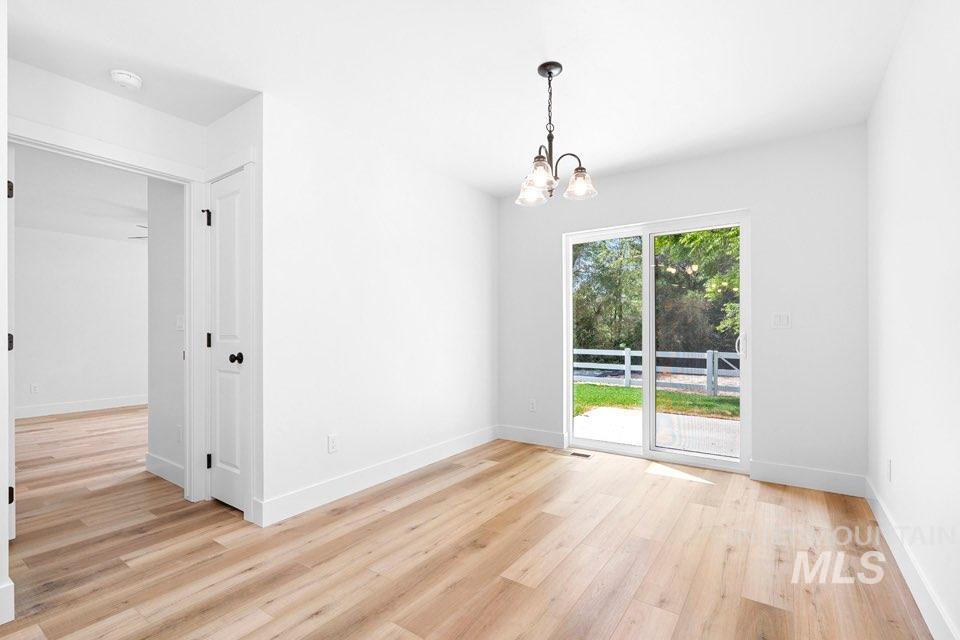 1915 Oregon Avenue Property Photo 9