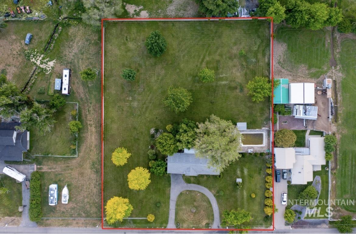 2661 N Dalton Lane Property Photo 2