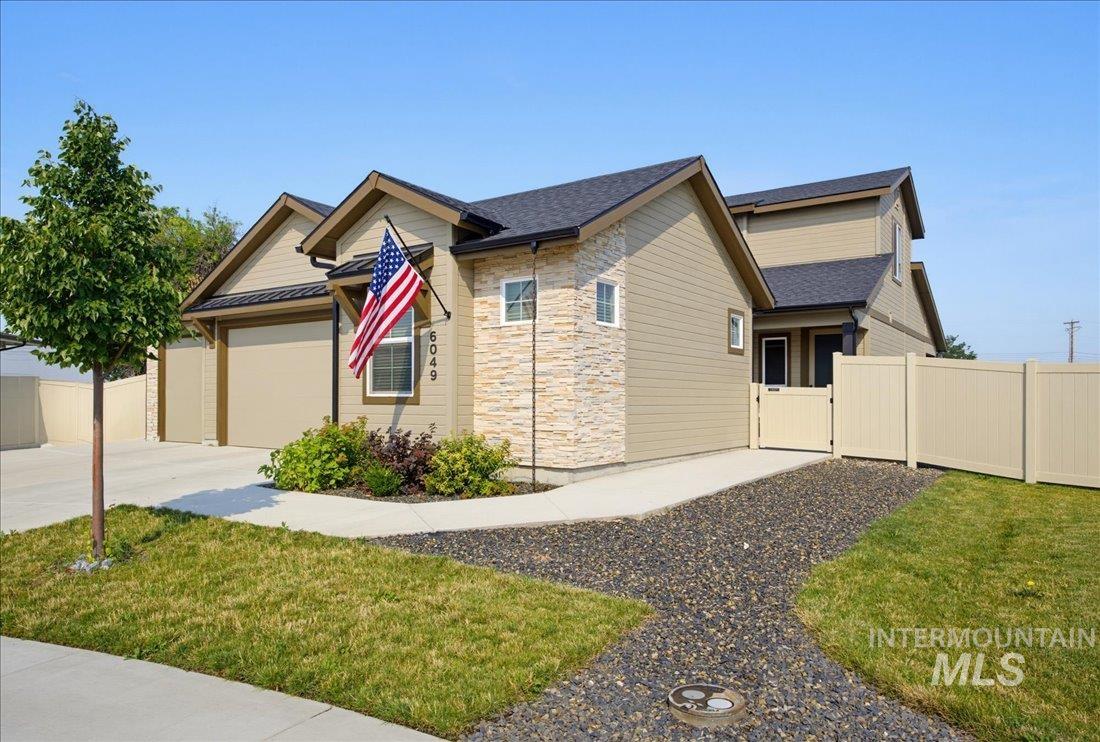 6049 S Catria Pl Property Photo 4