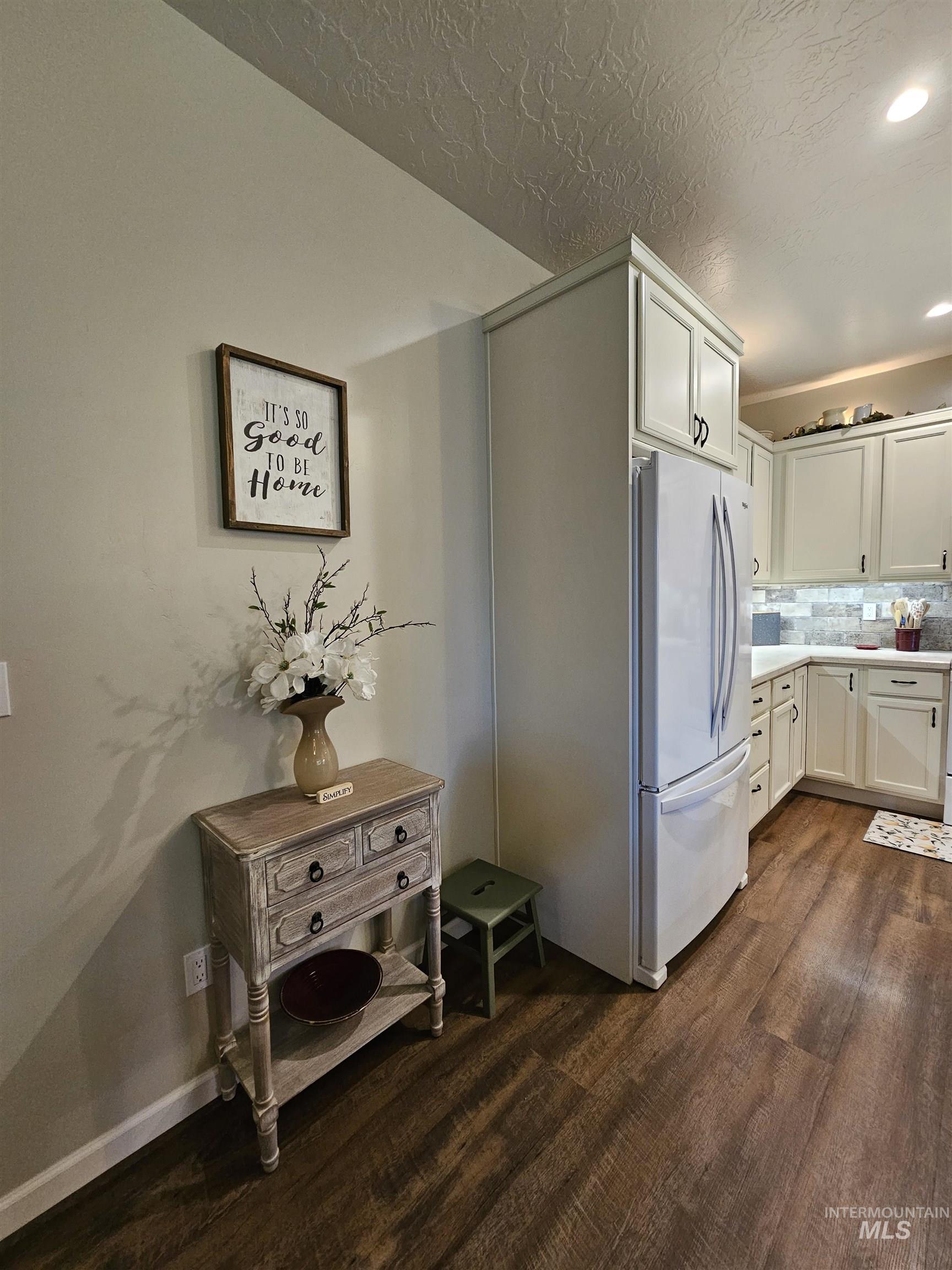 4490 Vardon Rd Property Photo 17