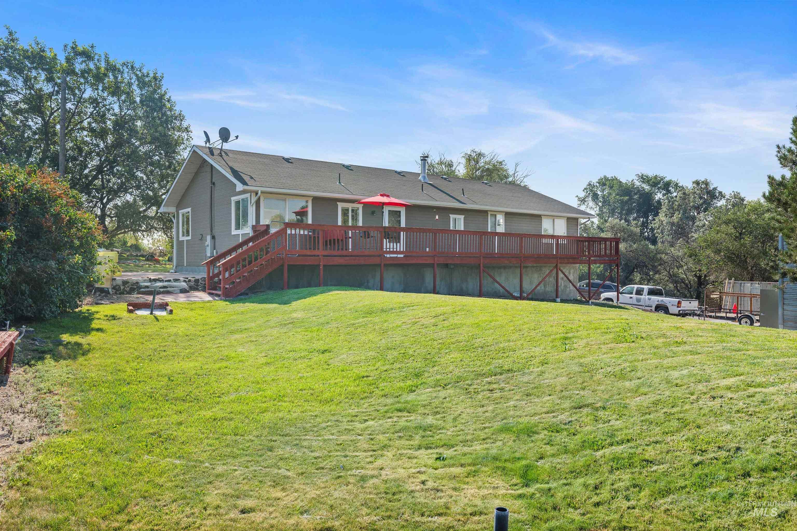 4277 N 1400 E Property Photo 3