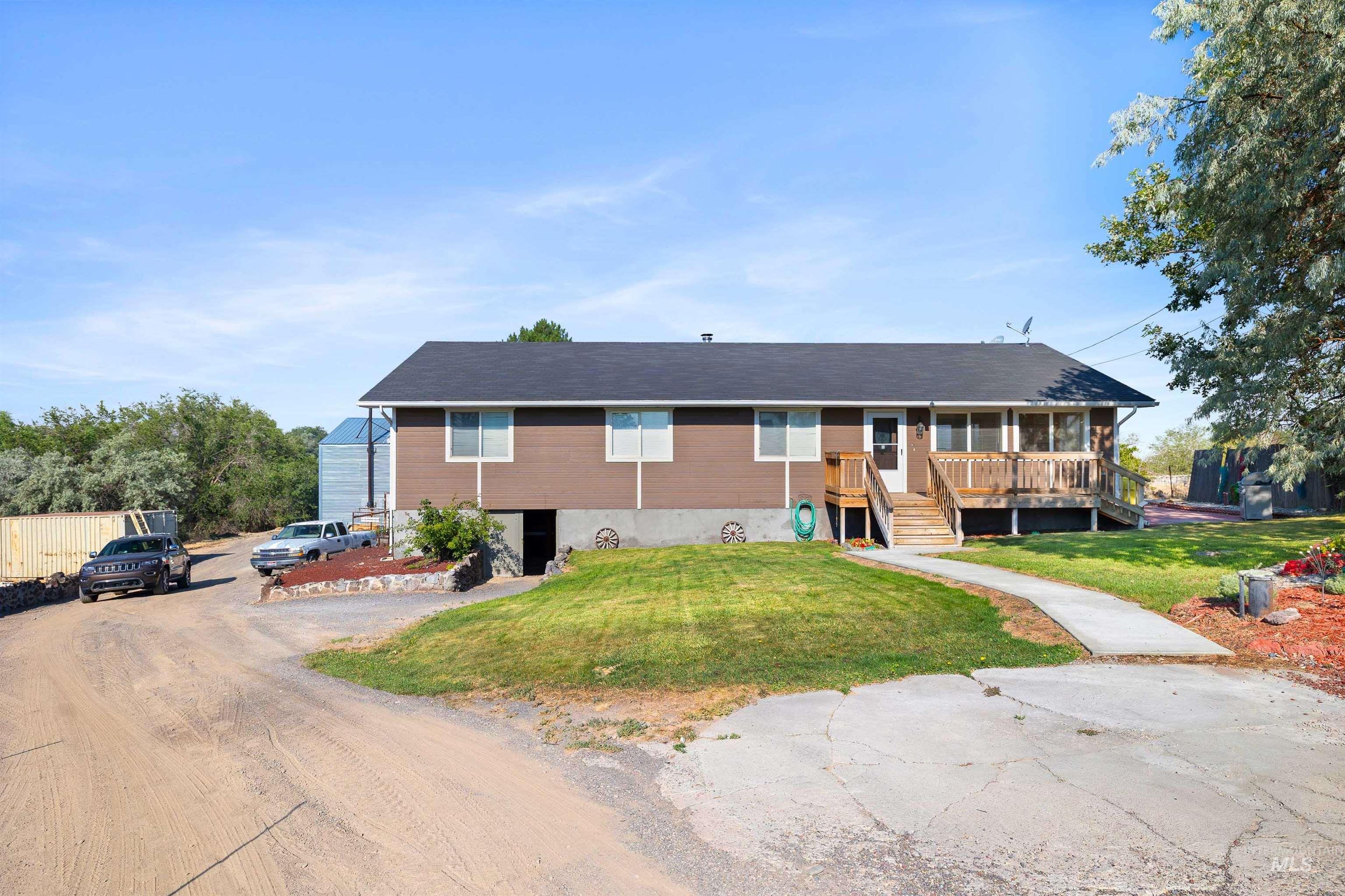4277 N 1400 E Property Photo 4