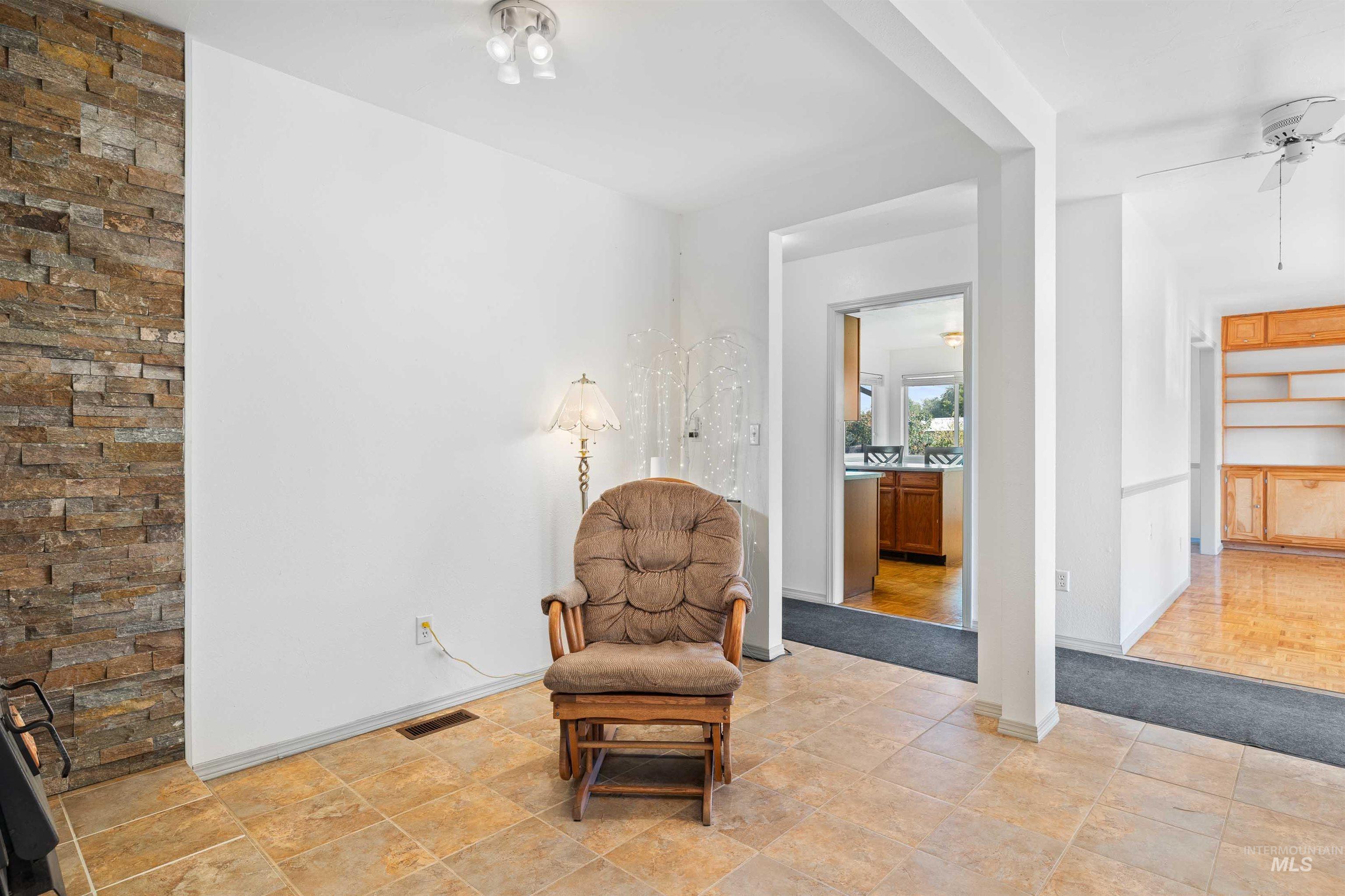 4277 N 1400 E Property Photo 13