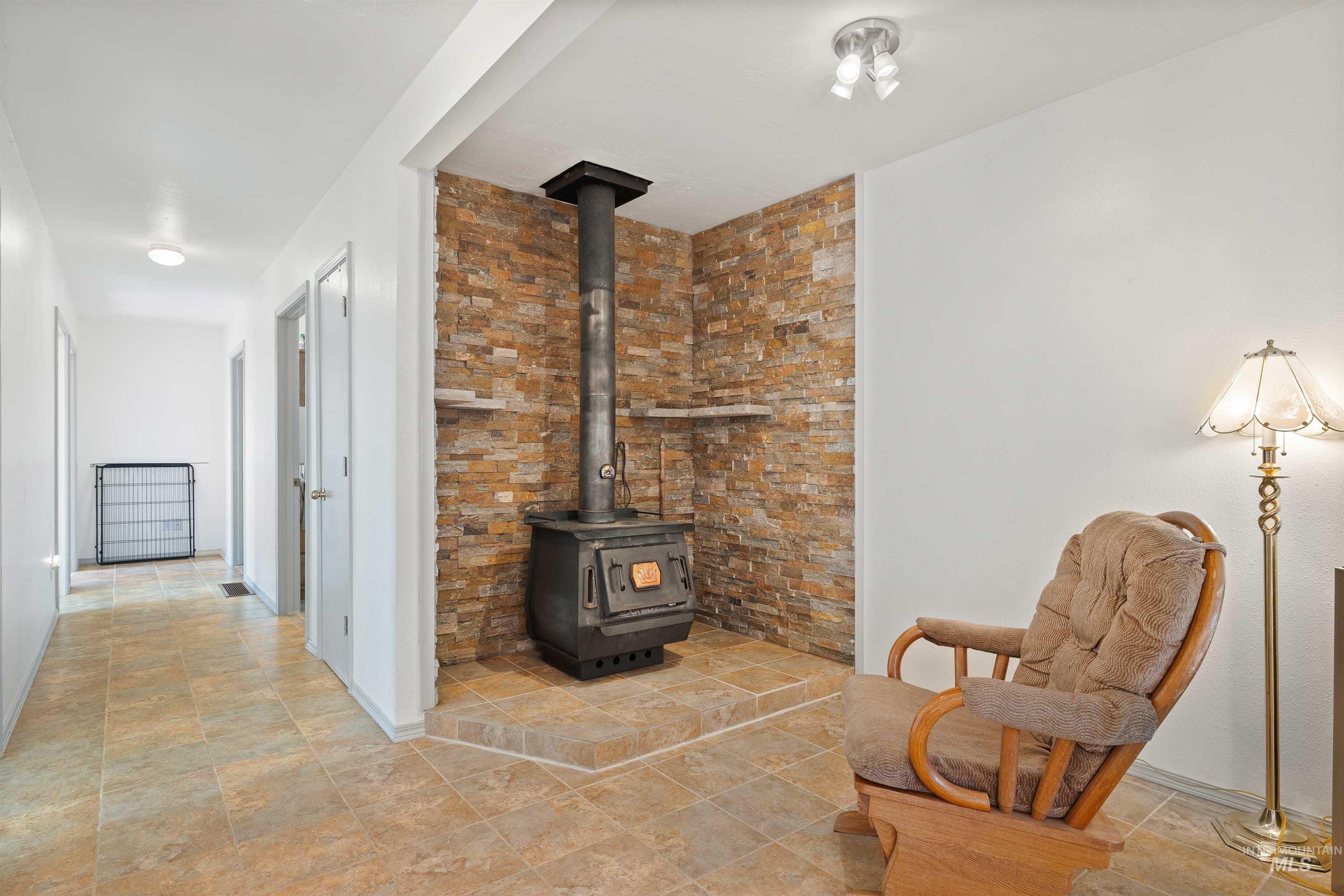 4277 N 1400 E Property Photo 14