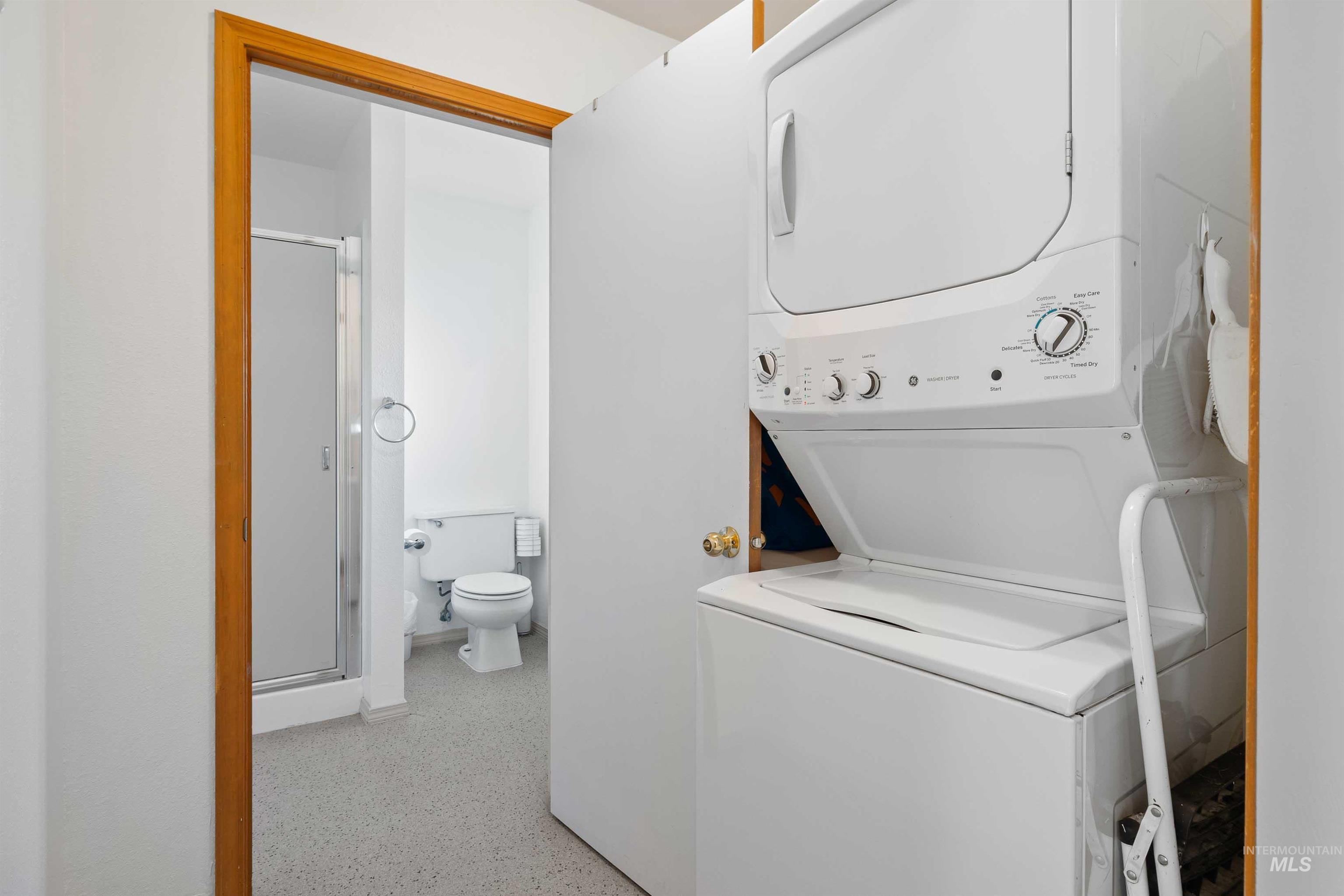 4277 N 1400 E Property Photo 24