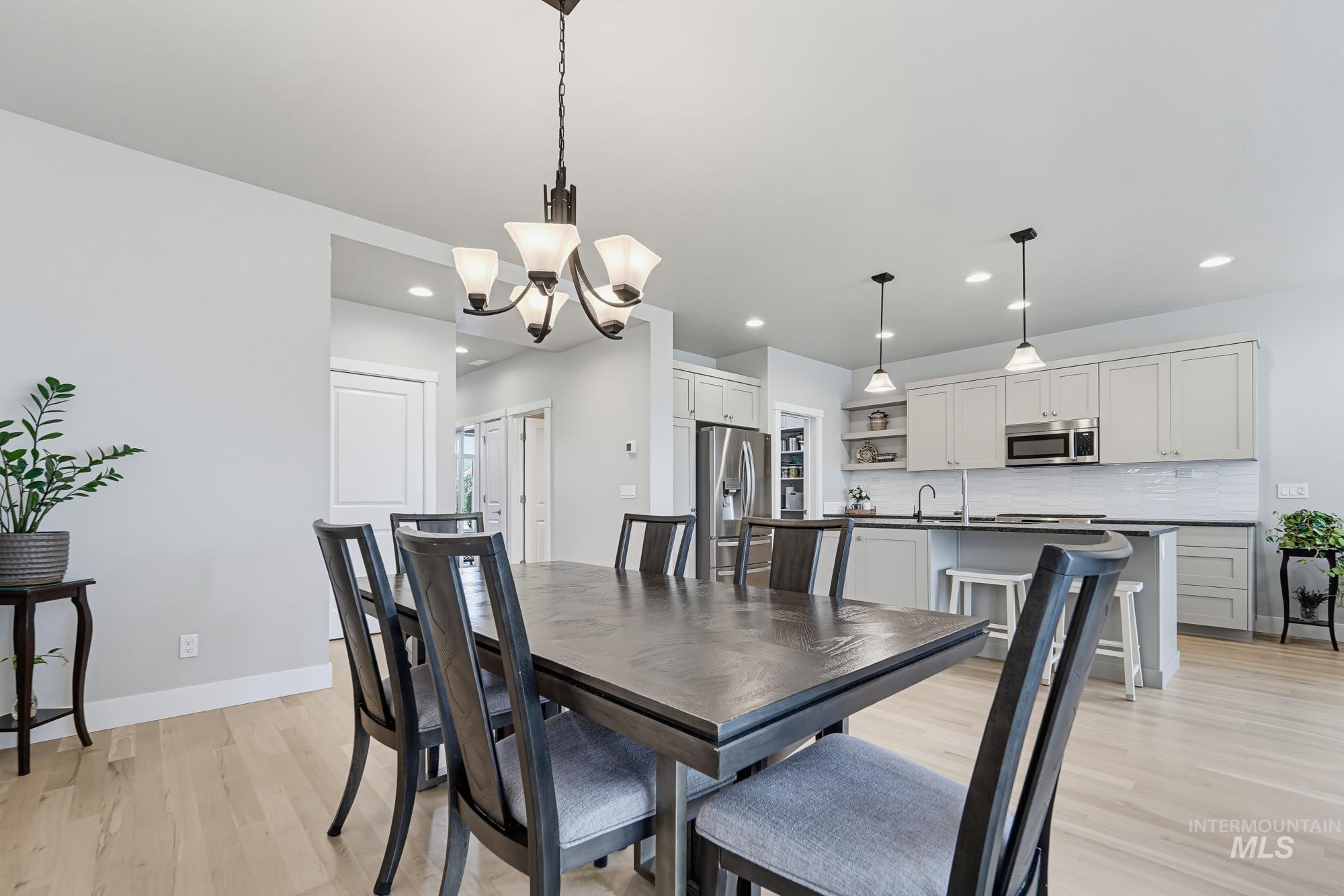 18423 Hush Creek Way Property Photo 12