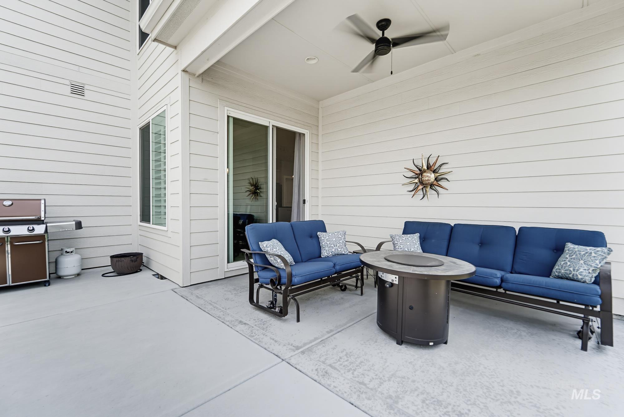 18423 Hush Creek Way Property Photo 33
