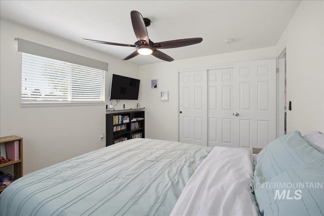2812 N Cole Rd Property Photo 17