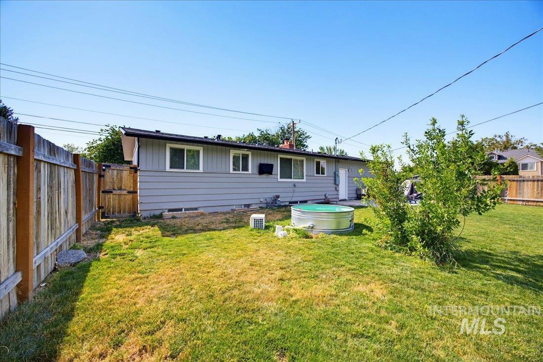 2812 N Cole Rd Property Photo 30