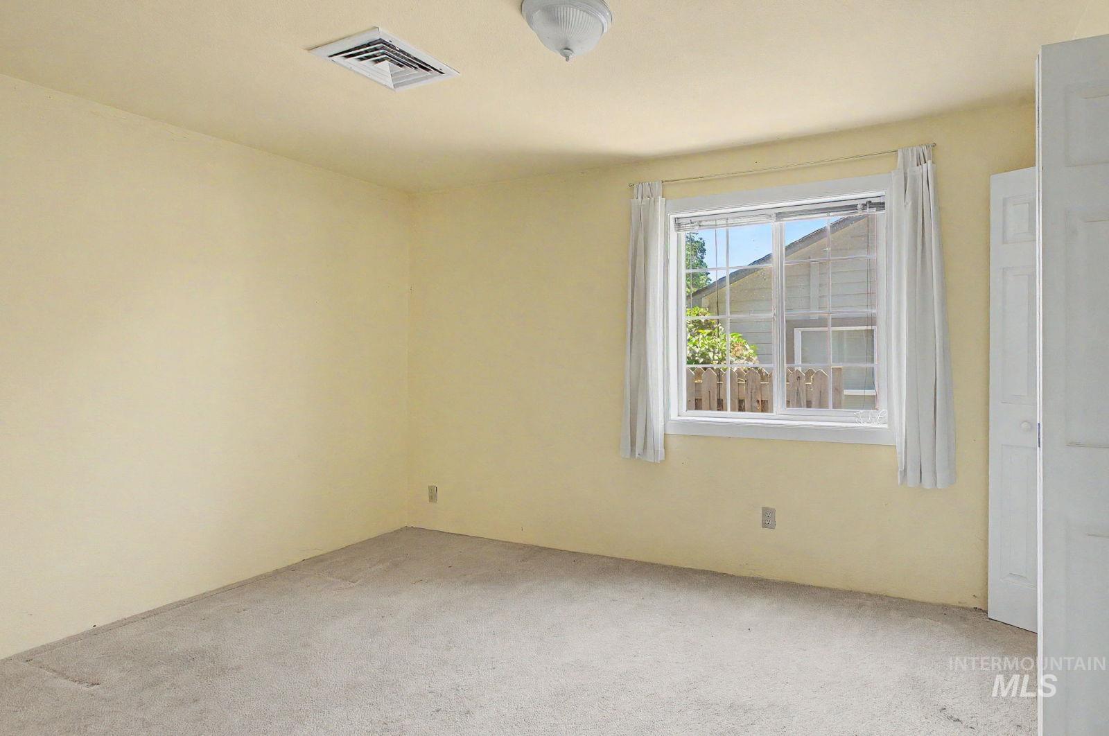 1428 Alder Ave Property Photo 27