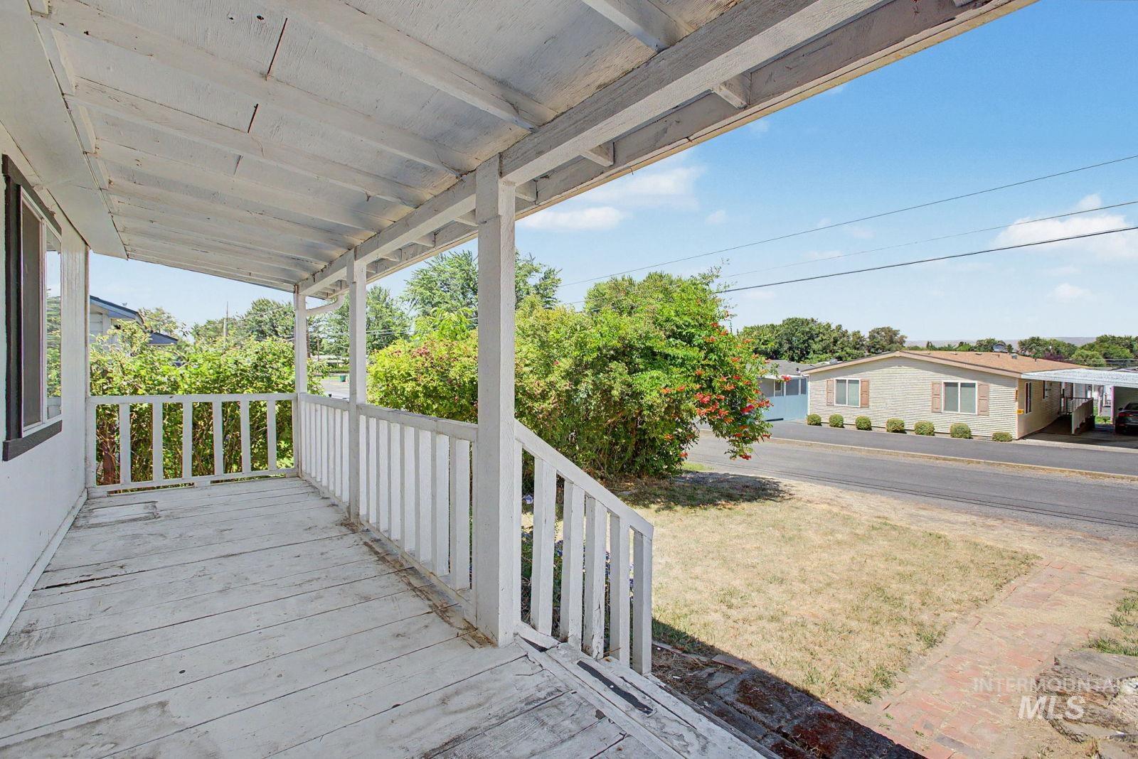 1428 Alder Ave Property Photo 34