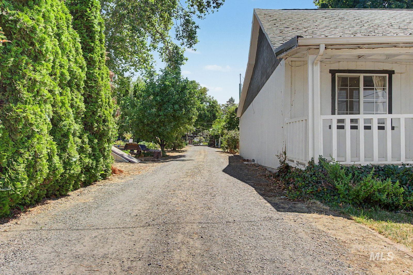 1428 Alder Ave Property Photo 36