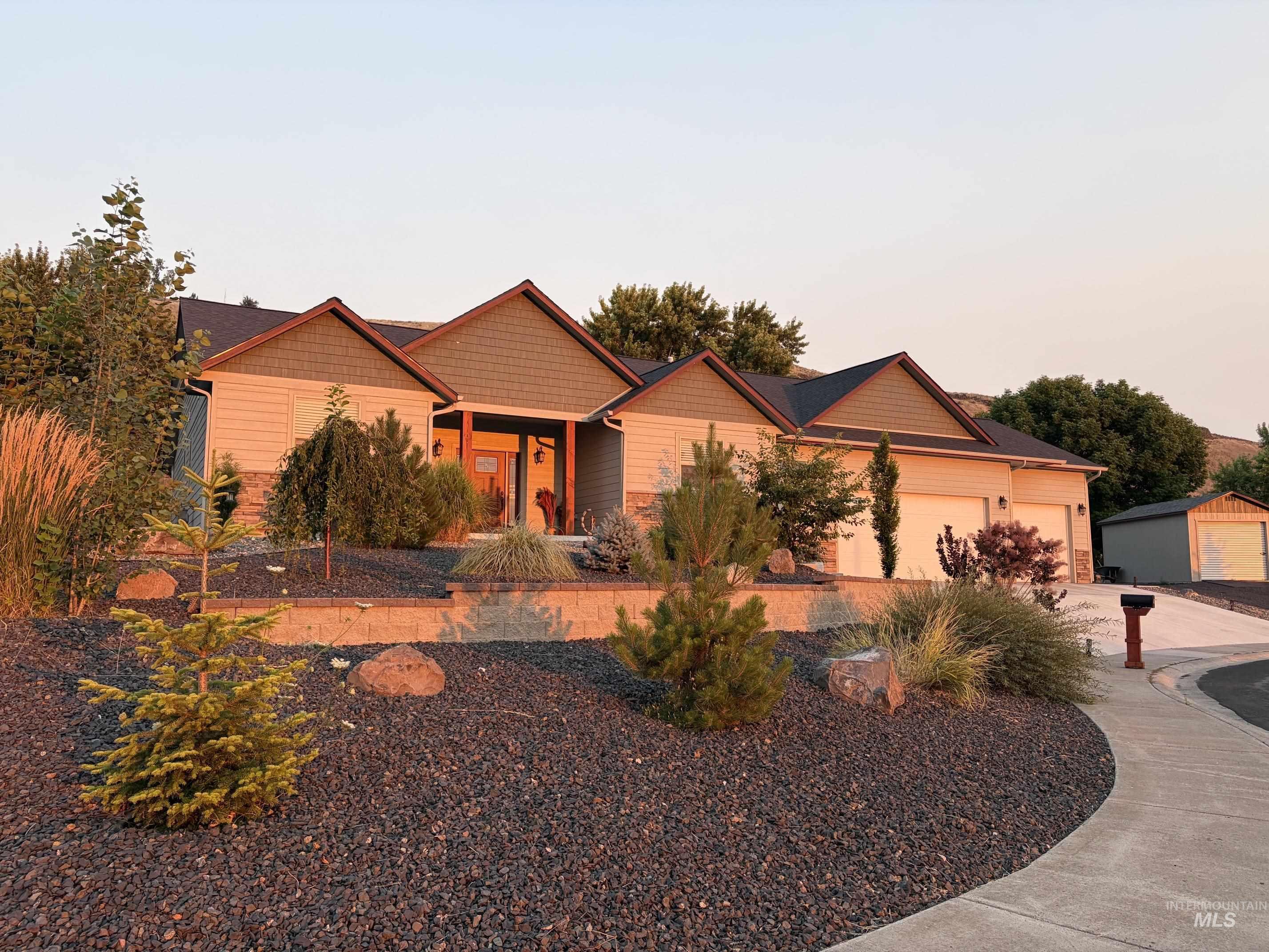 3983 Foothill Dr Property Photo 41