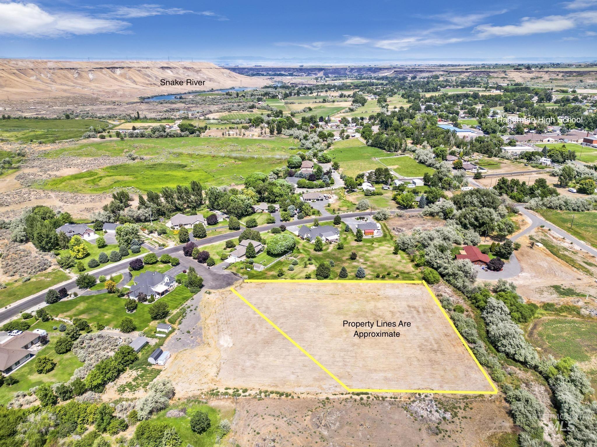 002 Fernandes Acres Property Photo 8