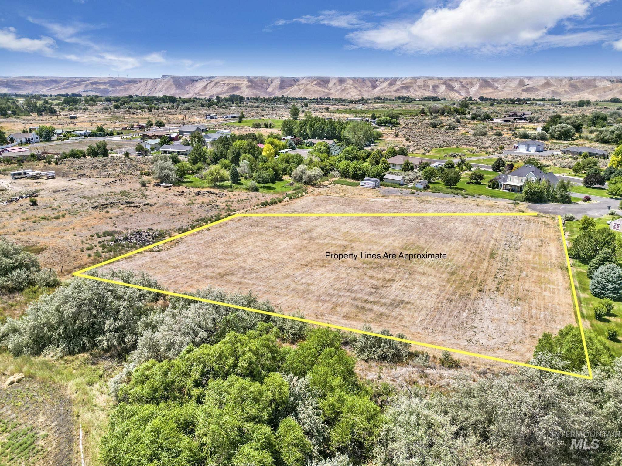 002 Fernandes Acres Property Photo 9