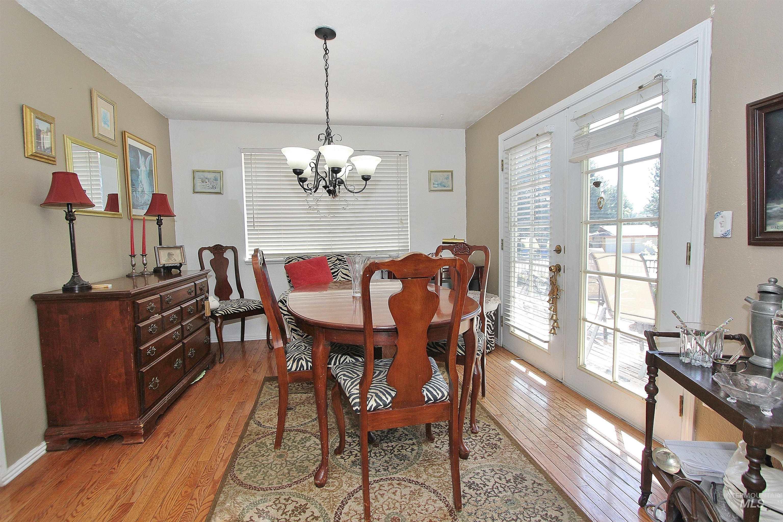 698 N Eagle Hills Way Property Photo 6