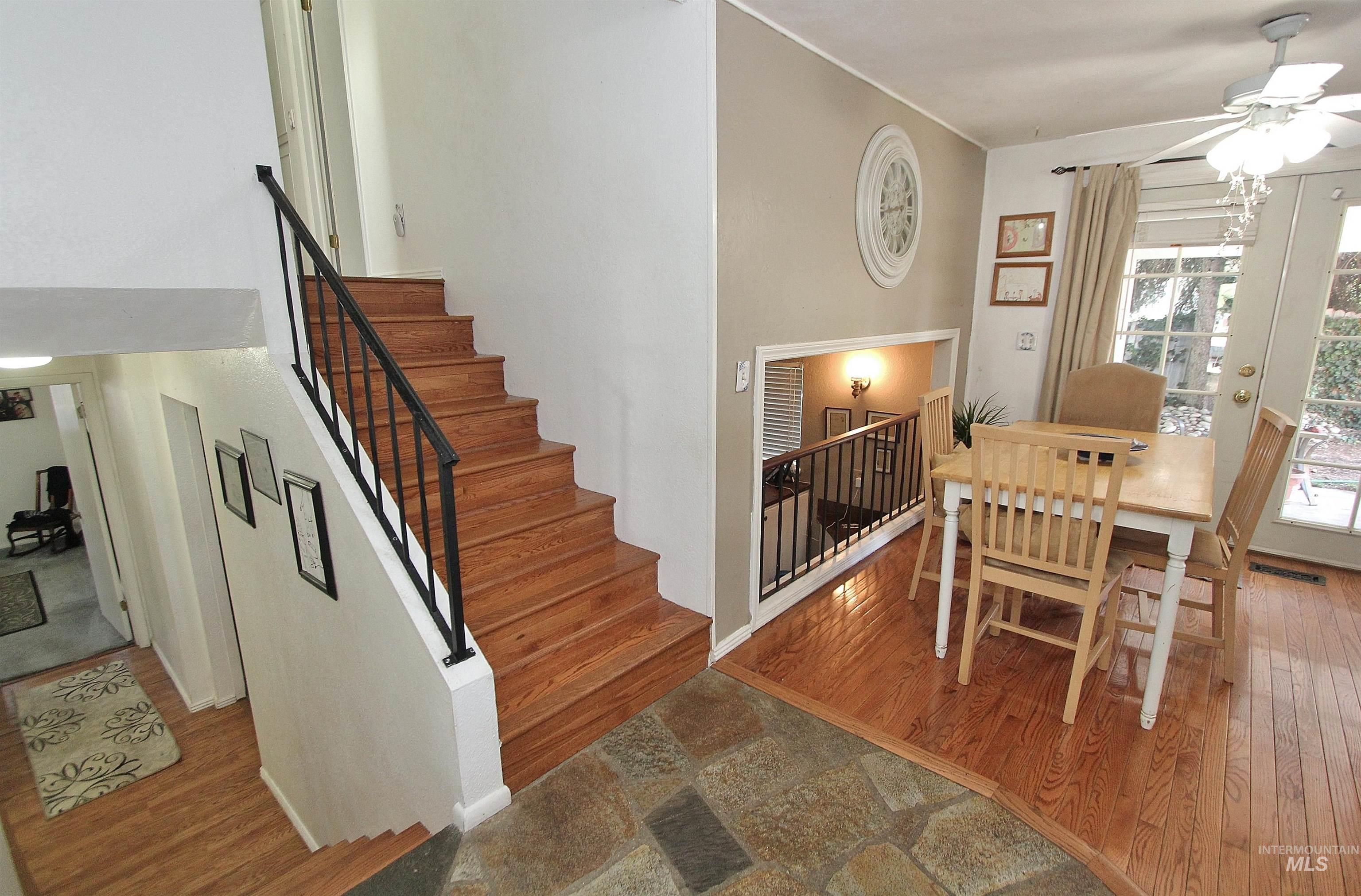 698 N Eagle Hills Way Property Photo 7
