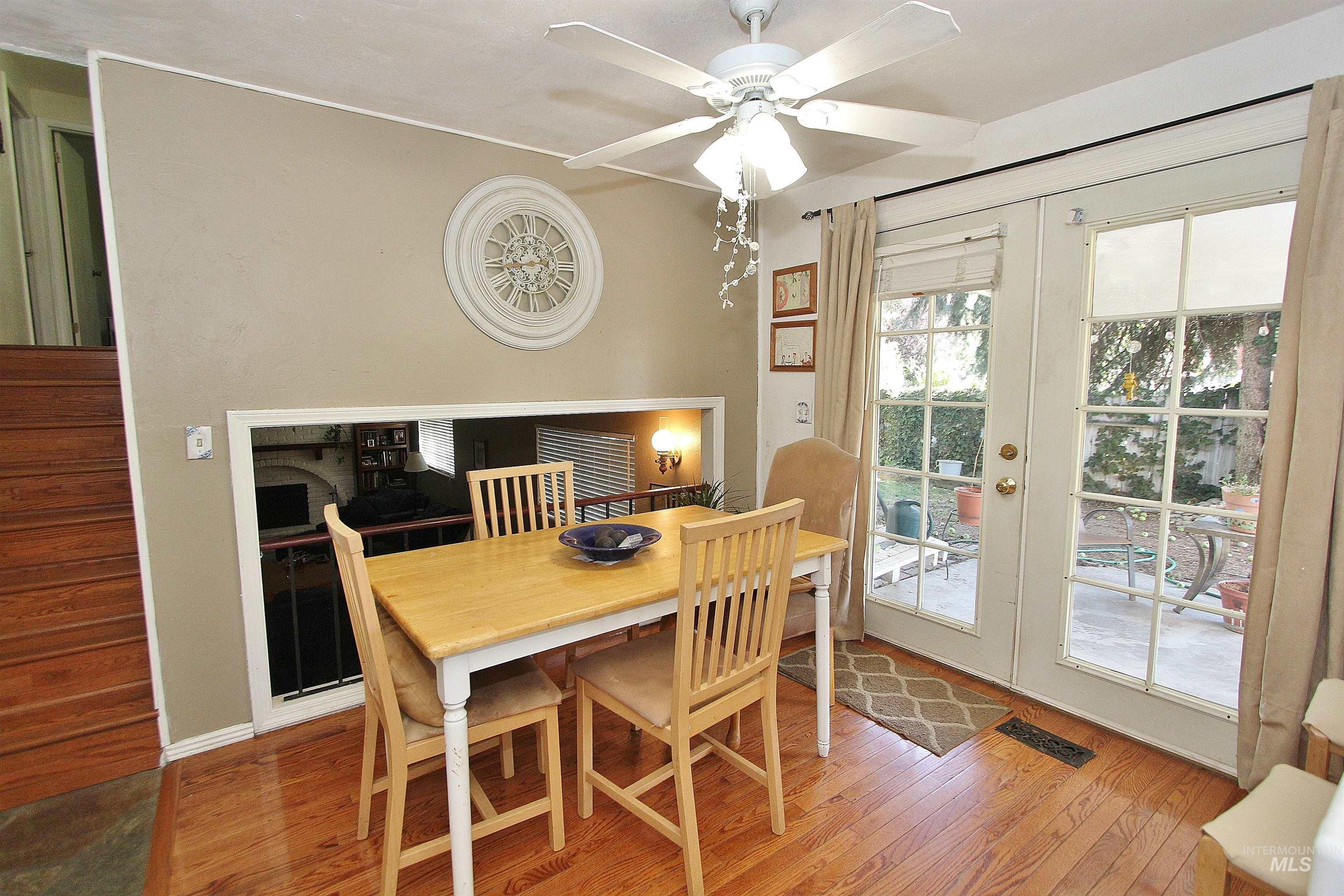 698 N Eagle Hills Way Property Photo 8