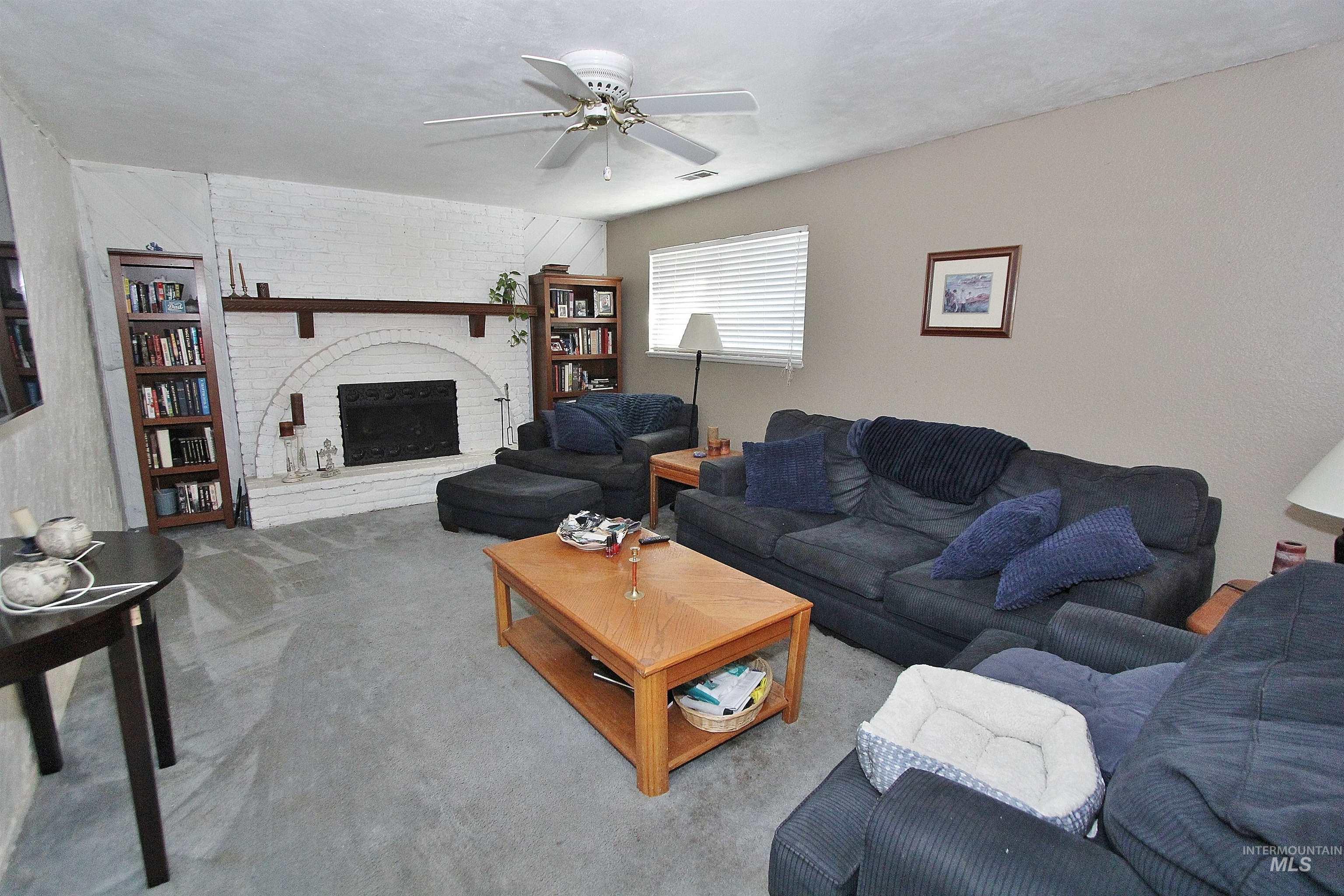 698 N Eagle Hills Way Property Photo 13