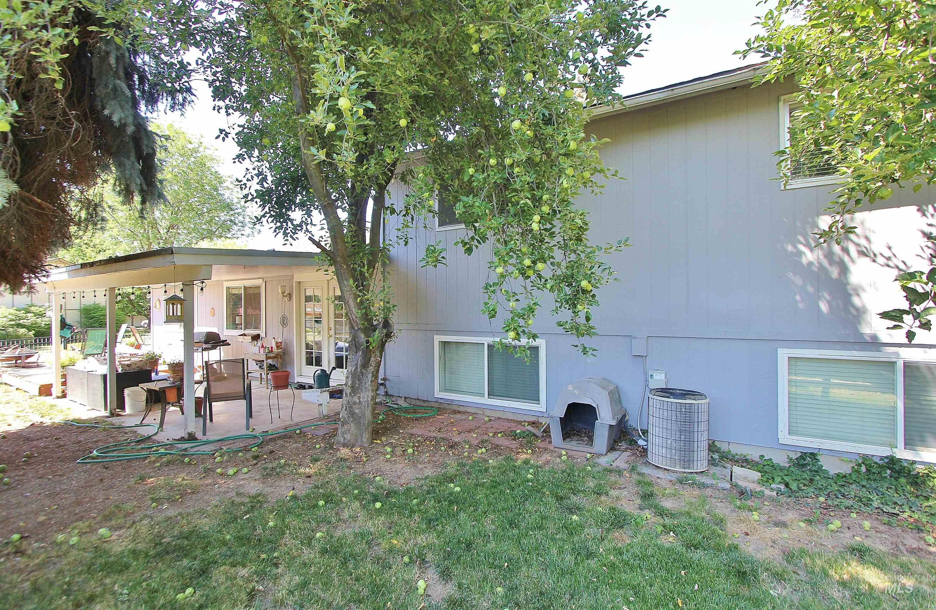698 N Eagle Hills Way Property Photo 25