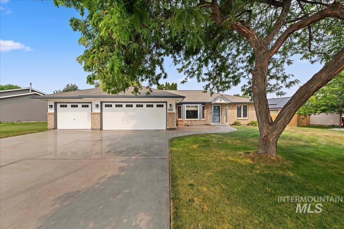 1807 Scorpio Dr. Property Photo 2