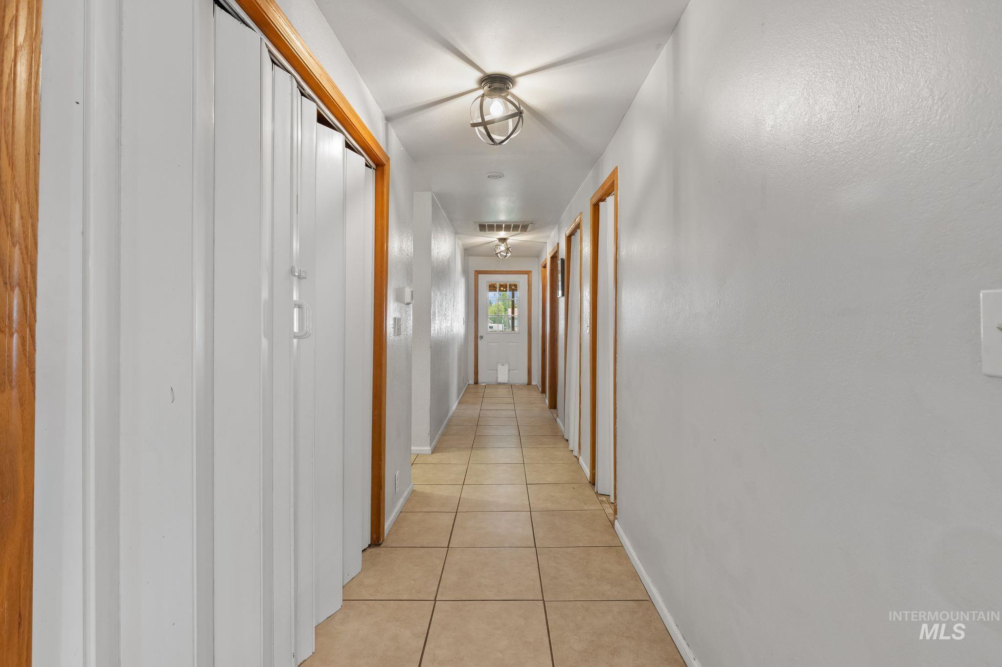 2119 Ripon Ave. Property Photo 18