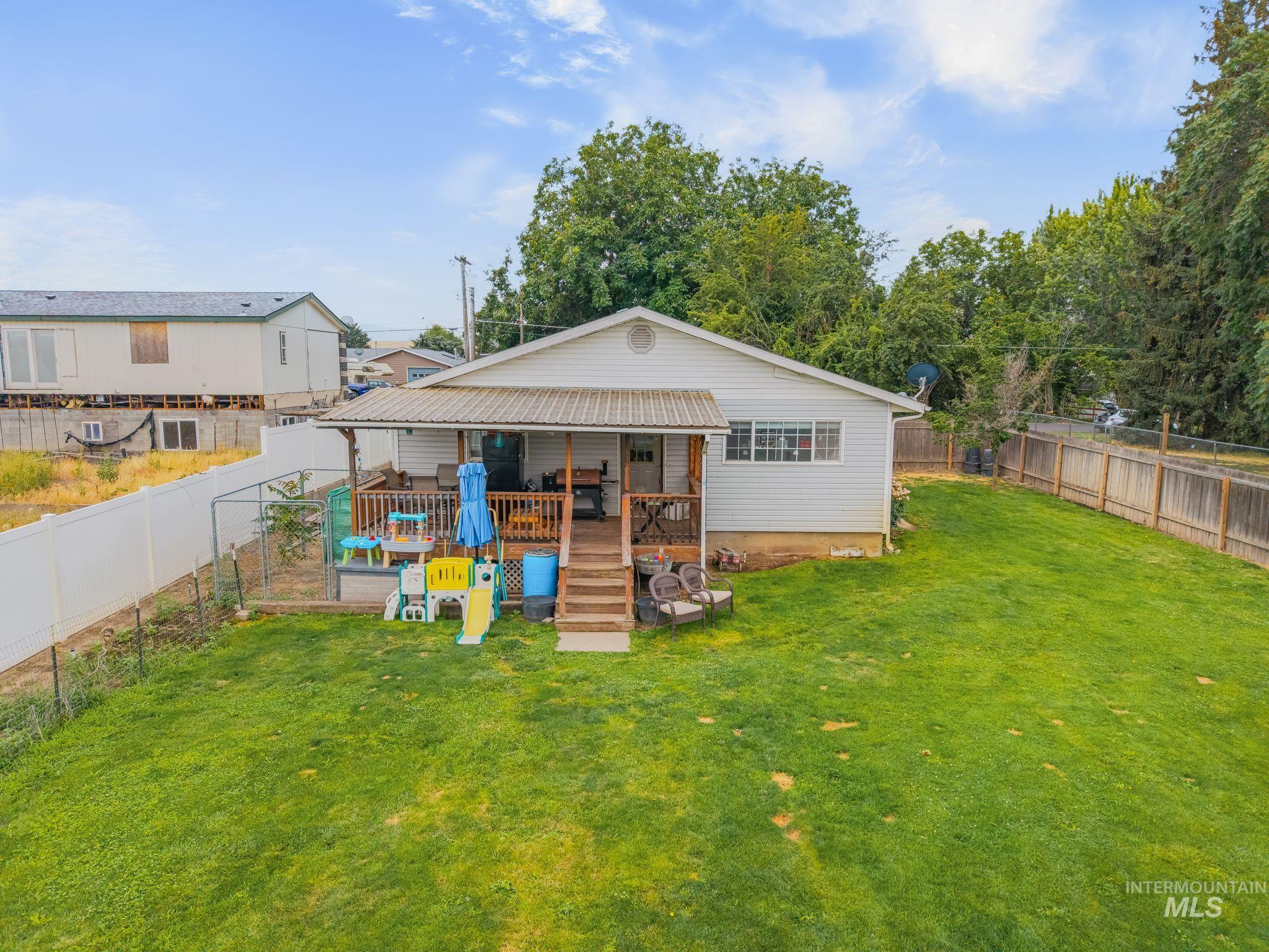 2119 Ripon Ave. Property Photo 32