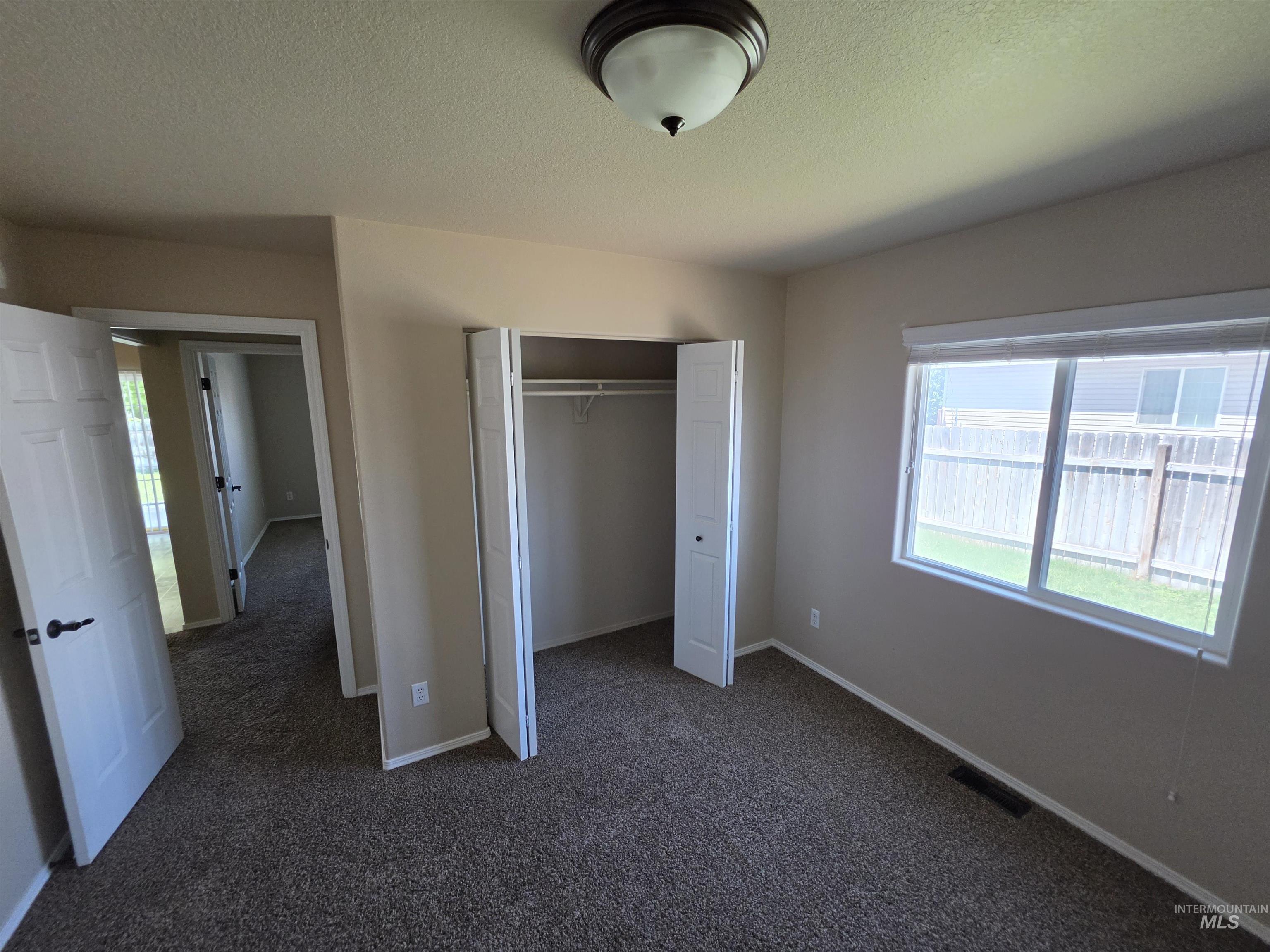 1431 Autumn Way Property Photo 20
